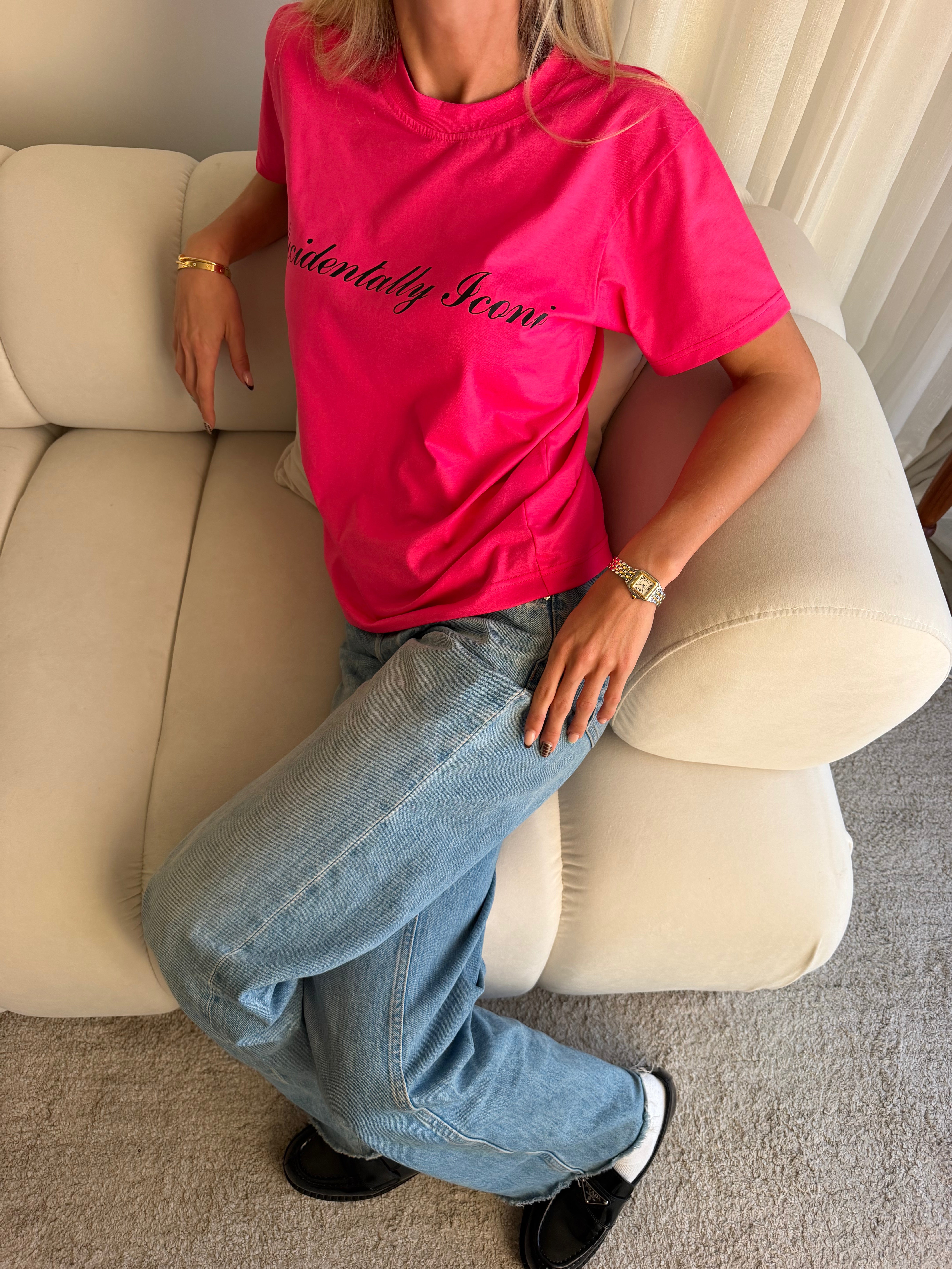 ACCIDENTALLY ICONIC TEE